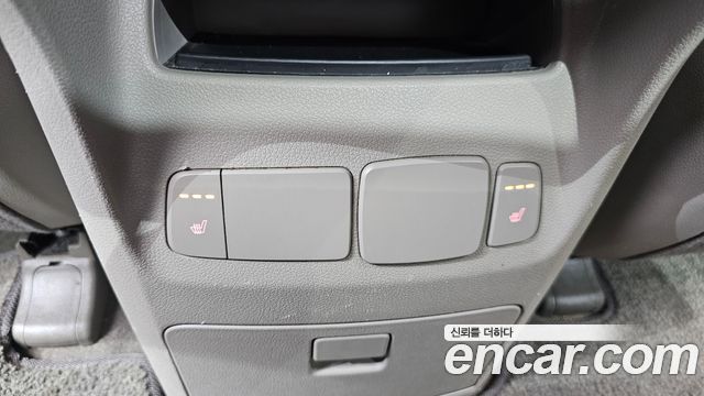 Kia Canival 2016 — photo 19