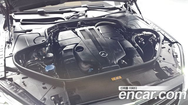 Mercedes-Benz S-Class 2019 — photo 6