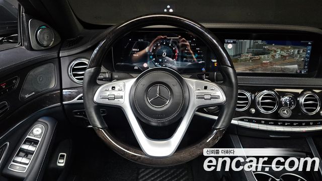 Mercedes-Benz S-Class 2019 — photo 13