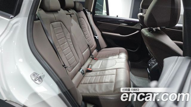 BMW X3 2021 — photo 17