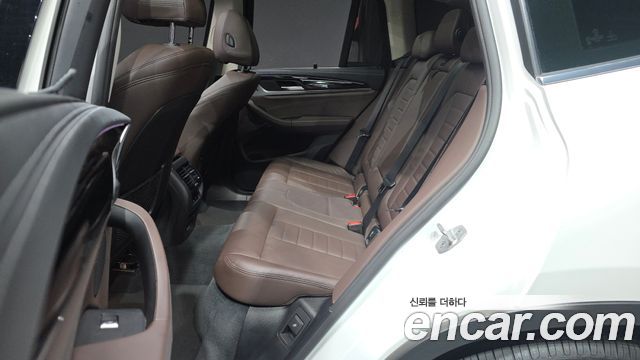 BMW X3 2021 — photo 18