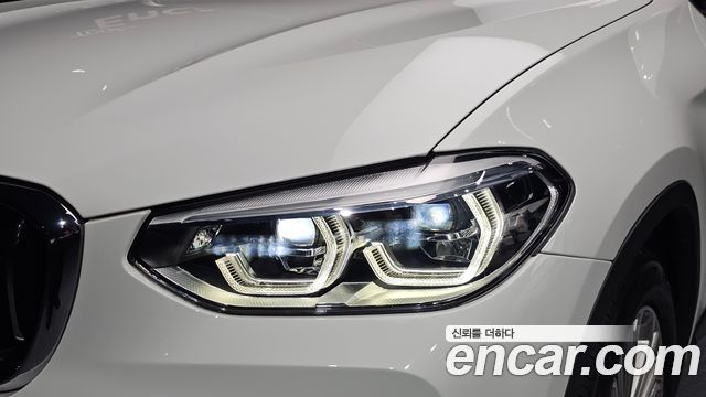 BMW X3 2021 — photo 8