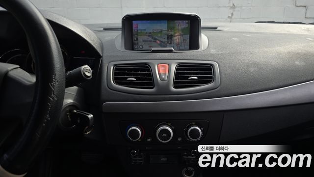 Renault Korea SM3 2017 — photo 20