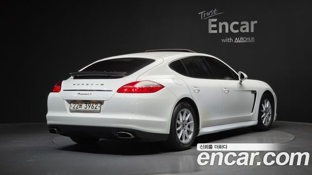 Porsche Panamera 2012 — photo 2
