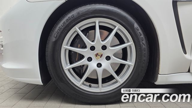 Porsche Panamera 2012 — photo 5
