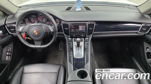 Porsche Panamera 2012 — photo 10
