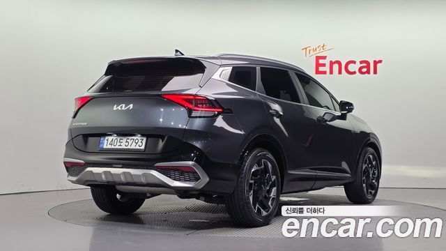 Kia Sportage 2023 — photo 2