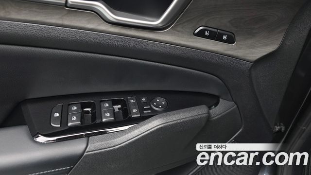 Kia Sportage 2023 — photo 17