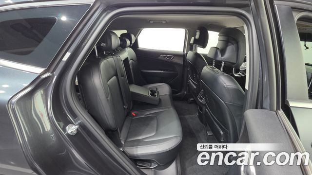 Kia Sportage 2023 — photo 24