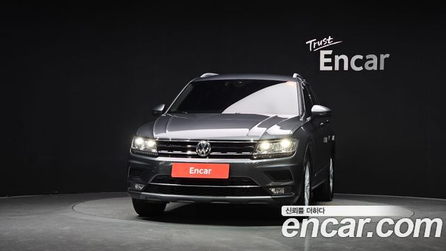 Volkswagen Tiguan 2020 — photo 3
