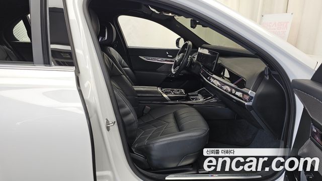 BMW 7-Series 2025 — photo 17