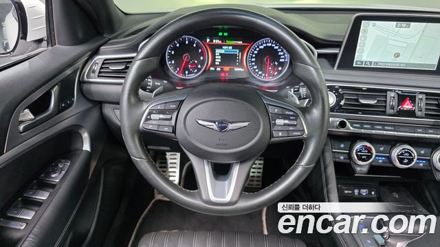 Genesis G70 2019 — photo 19