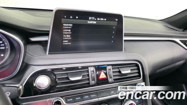 Genesis G70 2019 — photo 22