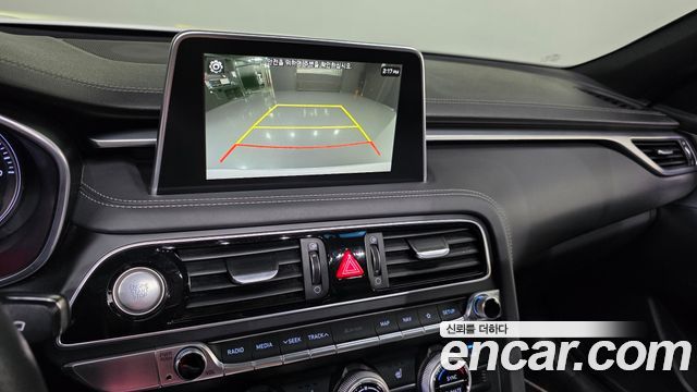 Genesis G70 2019 — photo 24