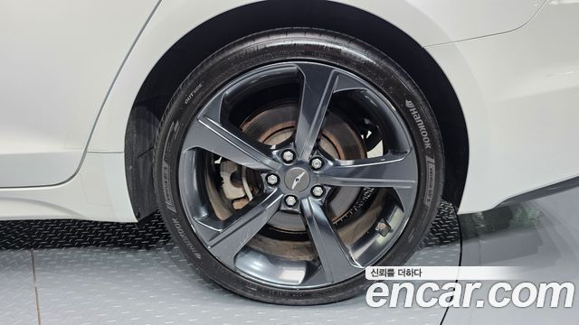 Genesis G70 2019 — photo 7