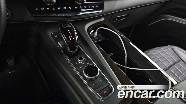 Cadillac Escalade 2023 — photo 9