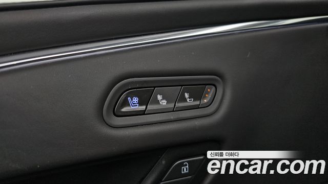 Cadillac Escalade 2023 — photo 17