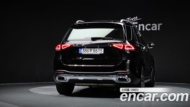Mercedes-Benz GLE-Class 2021 — photo 4