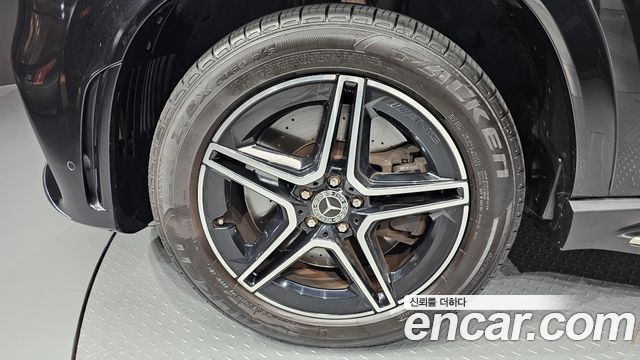 Mercedes-Benz GLE-Class 2021 — photo 5