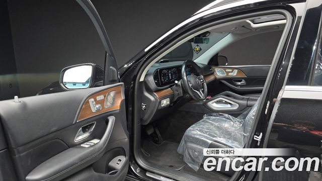 Mercedes-Benz GLE-Class 2021 — photo 13