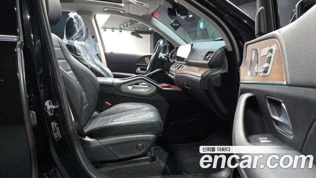 Mercedes-Benz GLE-Class 2021 — photo 16
