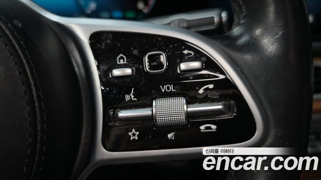 Mercedes-Benz GLE-Class 2021 — photo 34