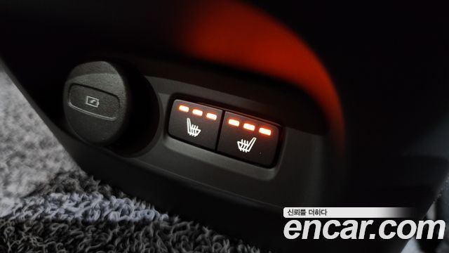 Volvo XC40 2021 — photo 25