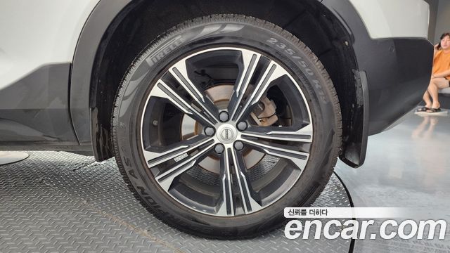 Volvo XC40 2021 — photo 7