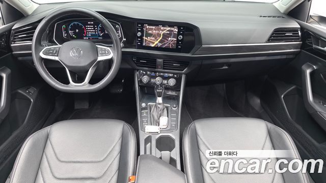 Volkswagen Jetta 2023 — photo 10