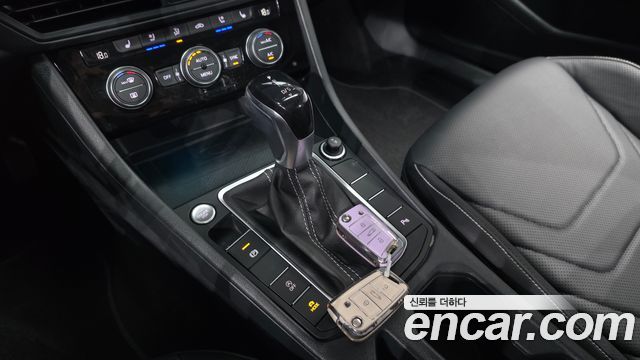 Volkswagen Jetta 2023 — photo 12