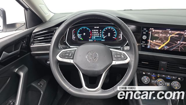 Volkswagen Jetta 2023 — photo 20