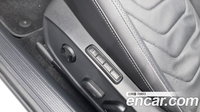 Volkswagen Jetta 2023 — photo 30