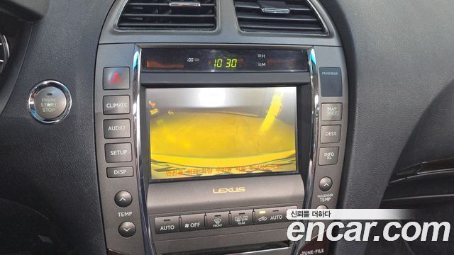 Lexus ES 2011 — photo 20