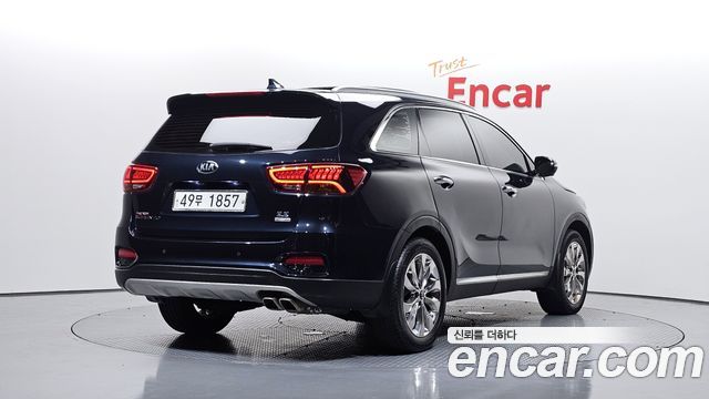 Kia Sorento 2018 — photo 2