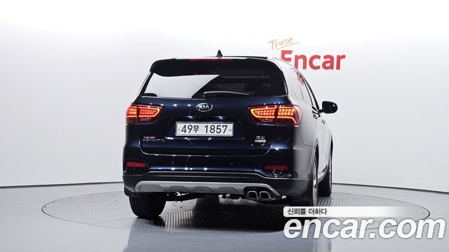 Kia Sorento 2018 — photo 4