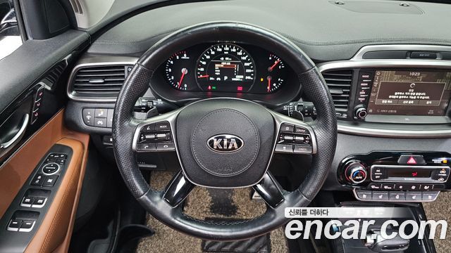Kia Sorento 2018 — photo 13
