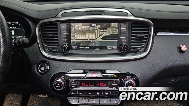 Kia Sorento 2018 — photo 14