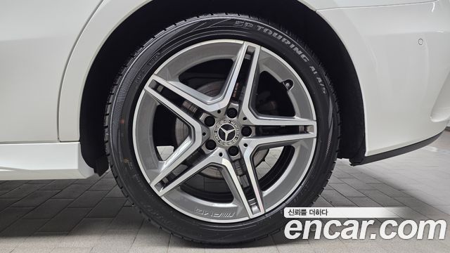 Mercedes-Benz A-Class 2021 — photo 7