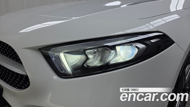 Mercedes-Benz A-Class 2021 — photo 8