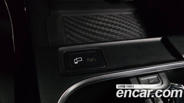 Mercedes-Benz A-Class 2021 — photo 28