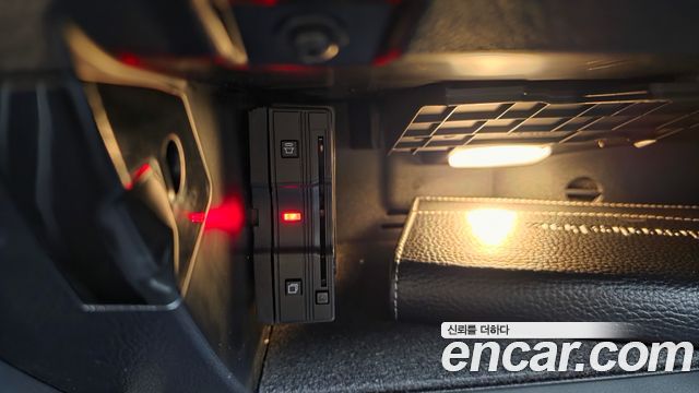 Mercedes-Benz A-Class 2021 — photo 30