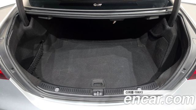 Mercedes-Benz E-Class 2021 — photo 21