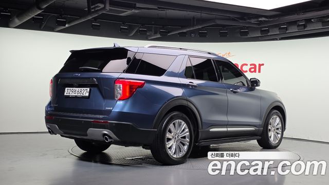 Ford Explorer 2020 — photo 2