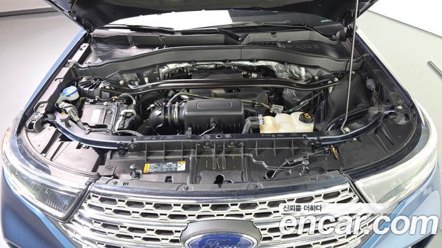 Ford Explorer 2020 — photo 6