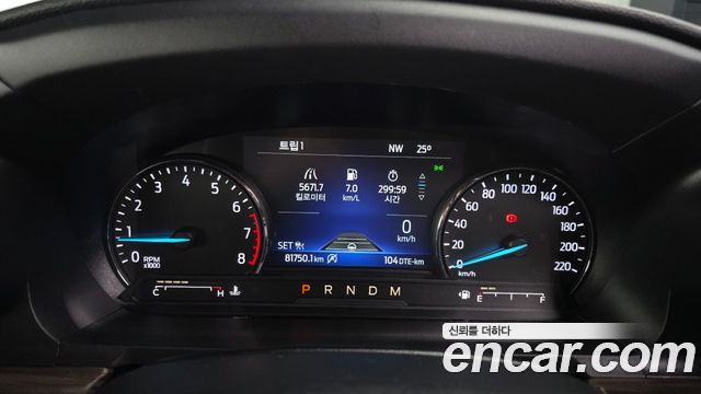 Ford Explorer 2020 — photo 11
