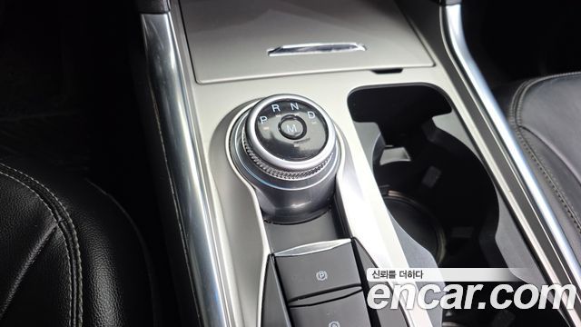 Ford Explorer 2020 — photo 12