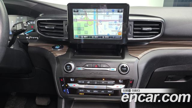 Ford Explorer 2020 — photo 20