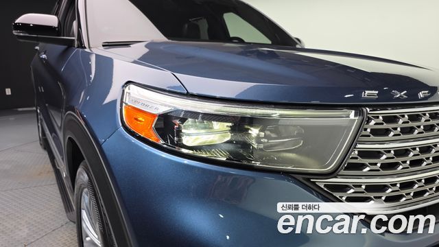 Ford Explorer 2020 — photo 8