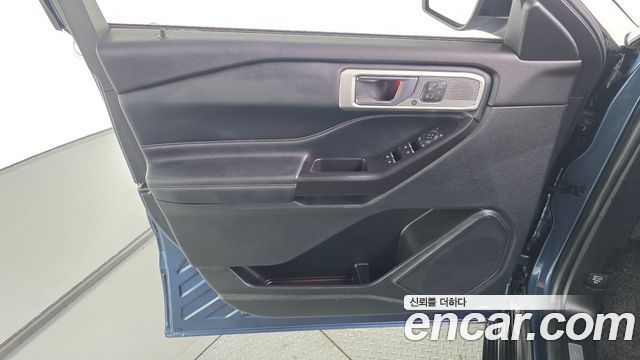 Ford Explorer 2020 — photo 14