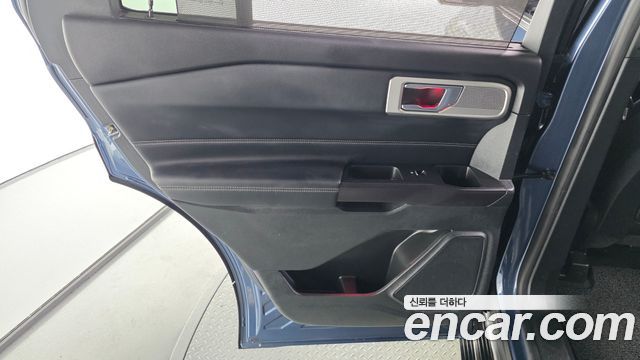 Ford Explorer 2020 — photo 15